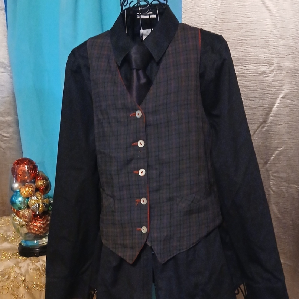 Chico's Black and Plaid Men's Vest - Picture 1 of 4